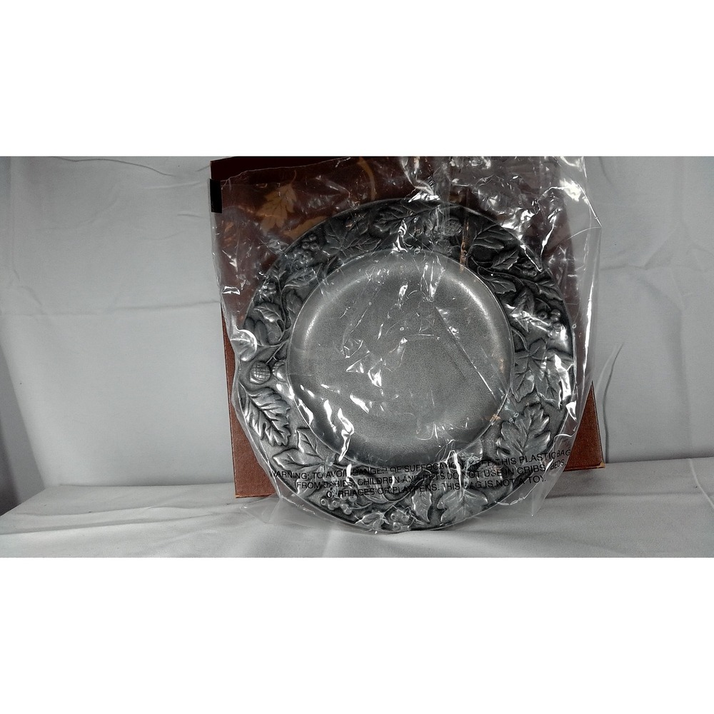 Longaberger Falling‎ Leaves Metal Plate 8" Pewter Color, New In Box (2001)